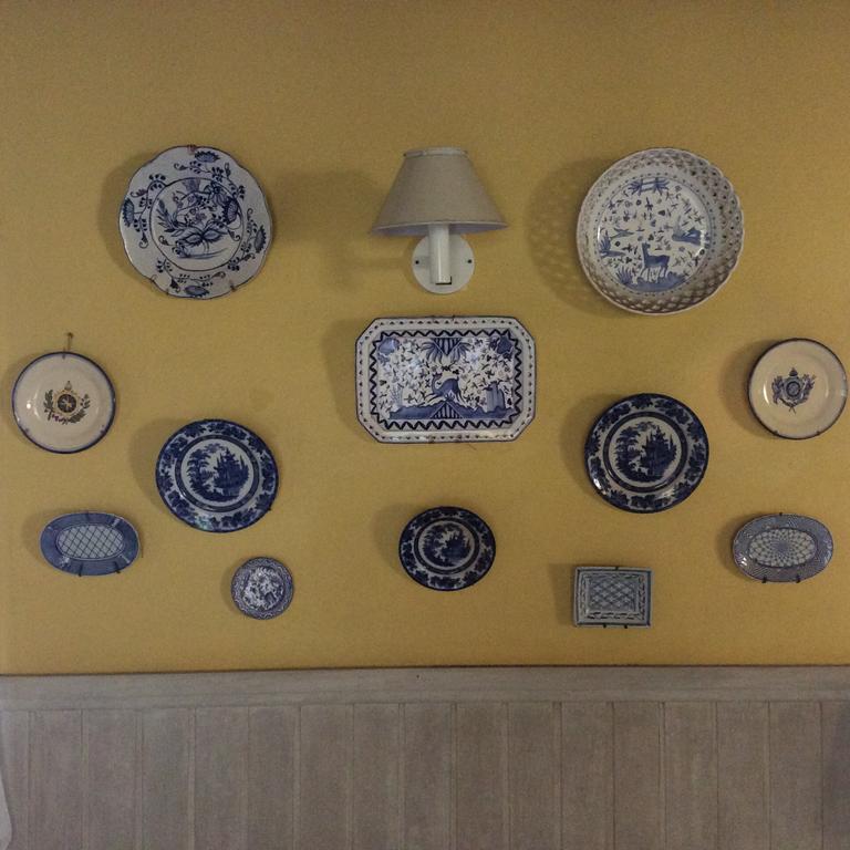 Paradiso Inn *